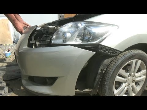 Как снять передний бампер. Toyota Auris.