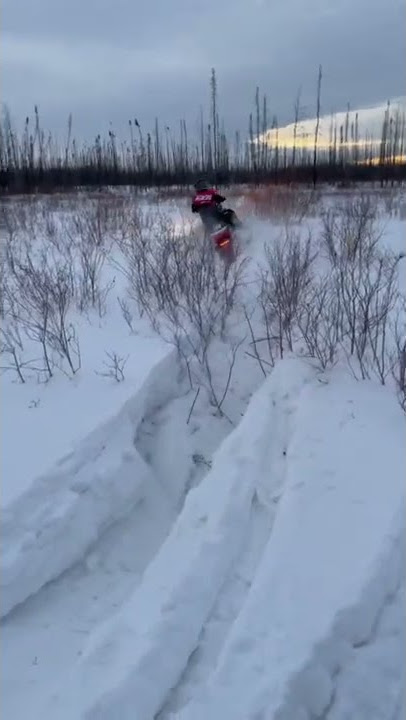 2022 ski doo summit sp 146 carving and wheelies