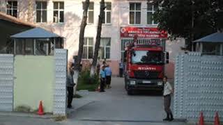 Zi̇ynet Demi̇r Kaldim Bu Mapuslarda