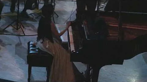 Pianista Beatriz Lemus junto a la Filarmnica