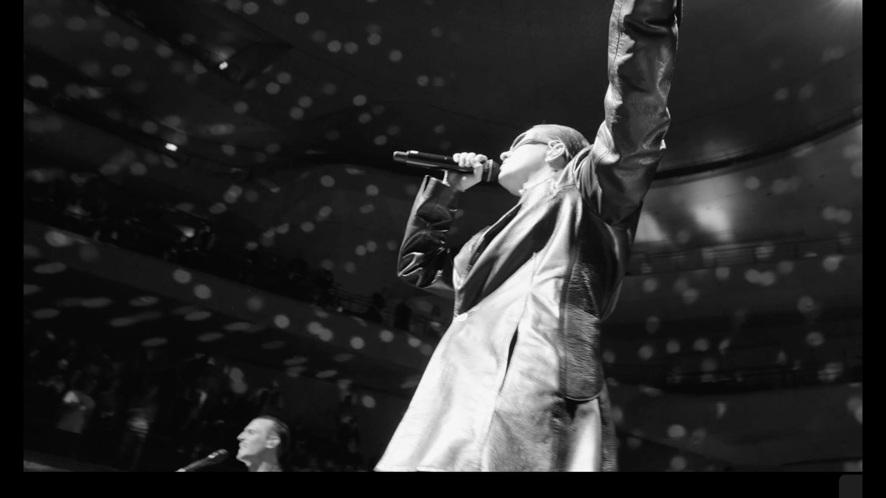 Fuffifufzich - Zauberstaub (Live in der Elbphilarmonie, Hamburg)