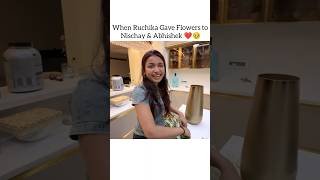 When Ruchika Gave Flowers to Nischay &amp; Abhishek 🥹❤️ @triggeredinsaan #liveinsaan #shorts