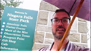 A spontaneous rainy day trip to Niagara Falls