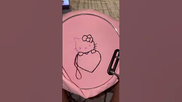 Нашивка на футболку *hello kitty*