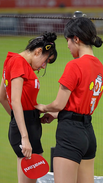調皮的多慧拉西瓜的拉鏈了 @lee_dahye #李多慧 #이다혜 #啦啦隊 #cheerleader #棒球 #baseball #台湾野球チア #台湾野球 #치어리더 #shorts