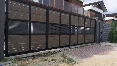 AST i-SmartGate Fully Aluminium Trackless Folding Gate with 330TL Trackless System 33Feet X 10Feet