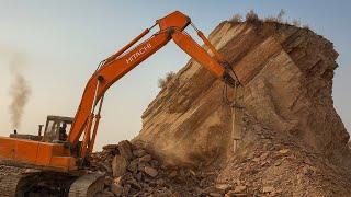 Excavator working”Humring and Drilling”And operator #excavator #sand #drilling #excavator 