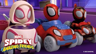 Speedy Spidey Car Chase! | Presented by Jazwares screenshot 3