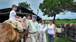 ¡Familia CAMPESINA es EXTREMADAMENTE FELÍZ aquí! | &quot;Paraíso de PAZ, silencio y mucha SEGURIDAD&quot;