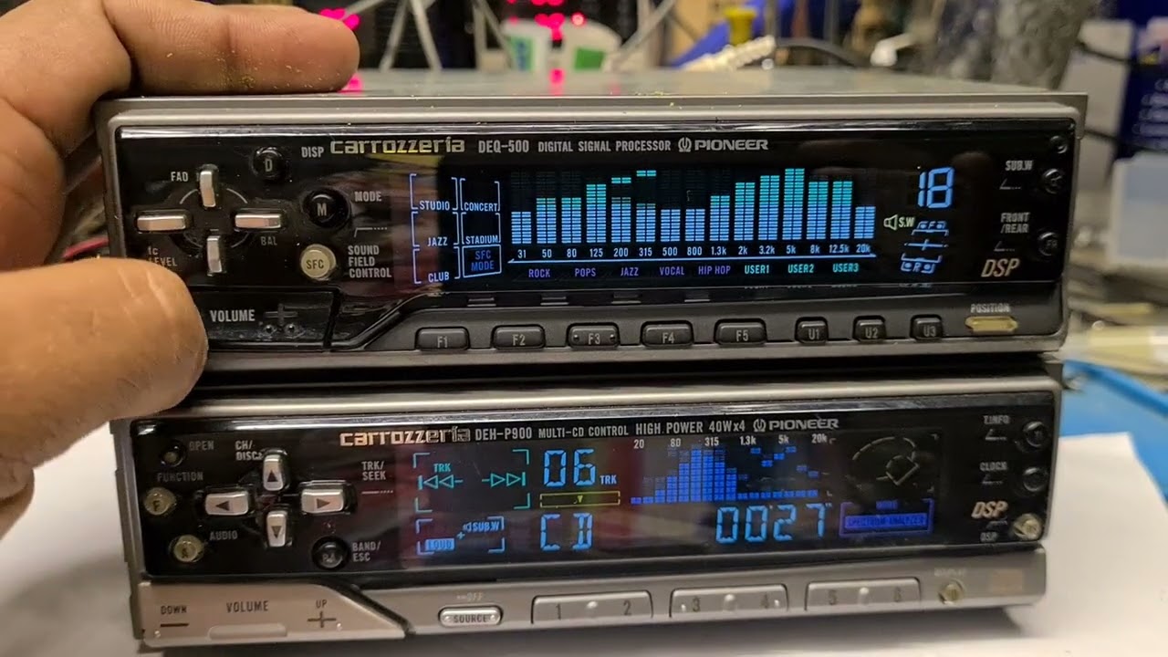 Pioneer DEQ-500 & Pioneer DEH-900 - YouTube