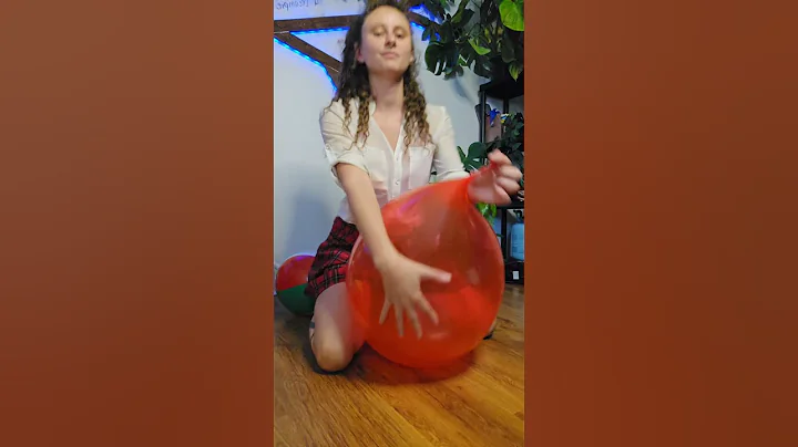 wanna see me do it? . . . . . . . . #balloon #sitpop #b2p #balloongirl #loonergirl #looner