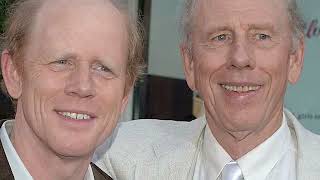 Backstage w/ Ron Howard — From Mayberry to Hollywood Movies #LISTEN @ BackstagePass.lnk.to/RonHoward