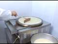 KIPROSTARクレープ焼き器でクレープ作り実演！