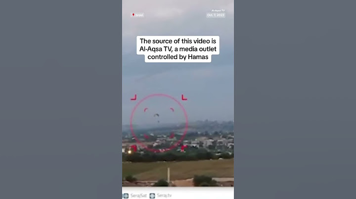 Video shows paragliders entering Israel during the initial Hamas attack