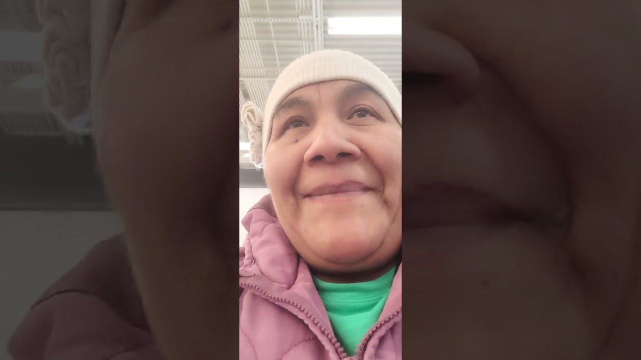 A Walmart a comprar jabón para trastes @coloresdisenosalejandravlogs 