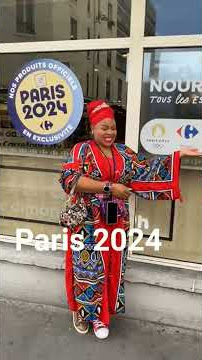 Harriet in Paris, France. #happy #love #art #travel #solo #life