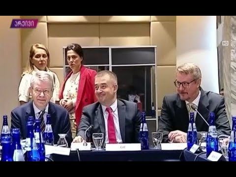 საარჩევნო მოლაპარაკებები ოპოზიციასა და ხელისუფლებას შორის