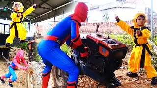 SPIDER-MAN Dancing journey with the sound of the plow | Funny videos\/ Khỉ Con Nhảy Theo Máy Cày Nổ