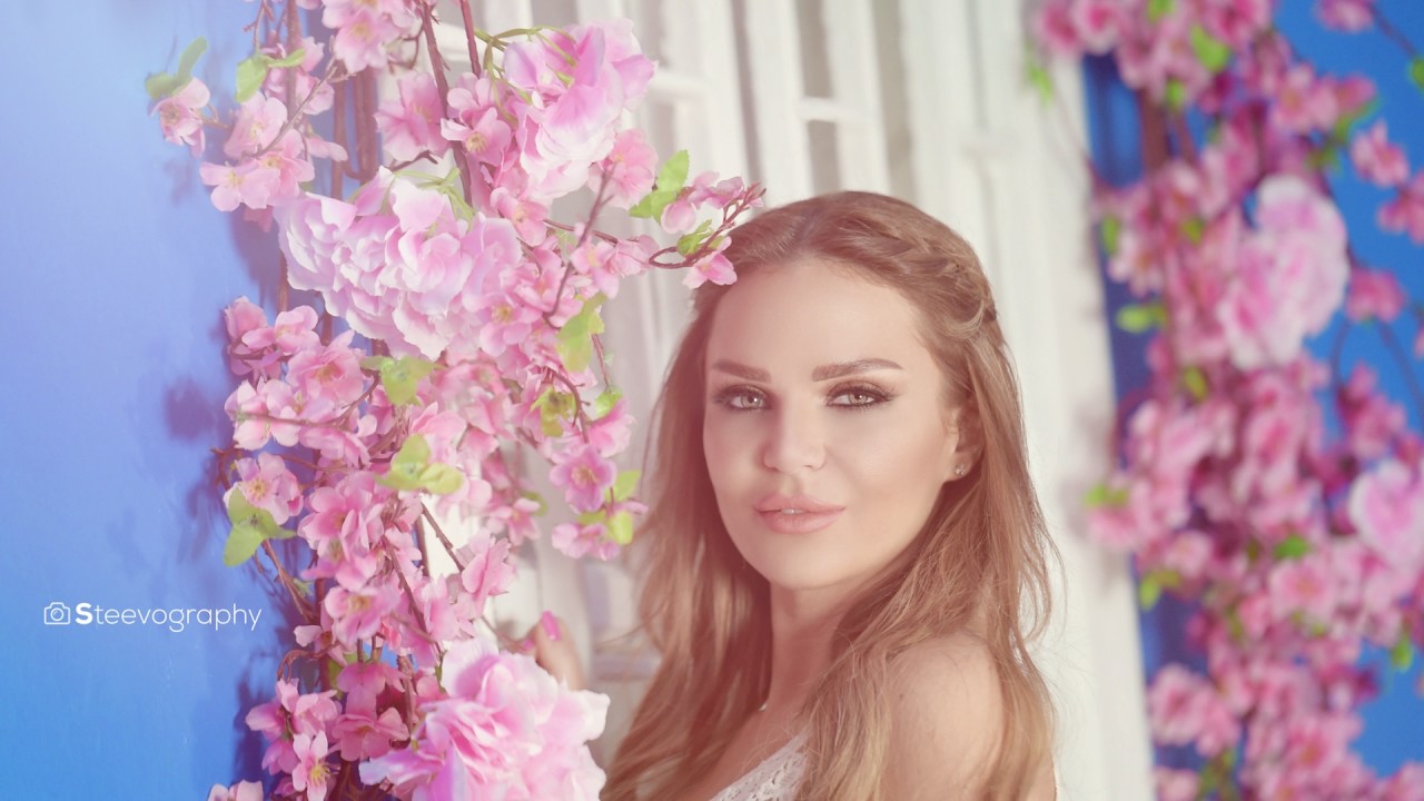 OUTDOOR SPRING PHOTOSHOOT