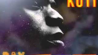 Video thumbnail of "Femi Kuti - Day by Day - Oyimbo"