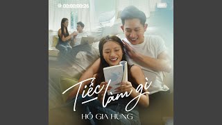 Tiếc Làm Gì (AM Remix)
