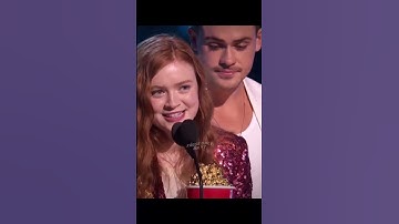 Sadie and Dacre’s eye contact - Cast of stranger things.. NOT A SHIP!!