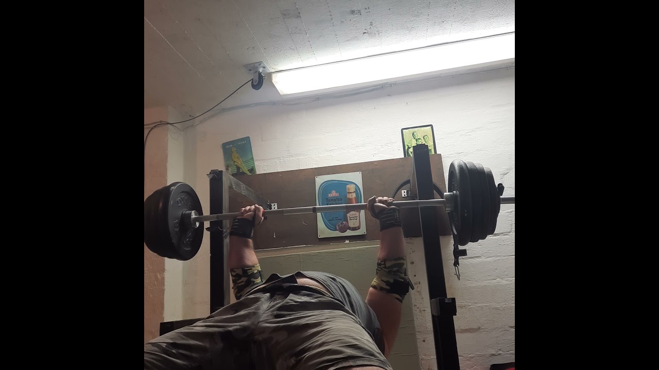 Benchpresscycle Session10 85 Vom Max 6 3 155kg 49y 118kgBW YouTube benchpresscycle-session10-85-vom-max-6-3-155kg-49y-118kgbw-youtube