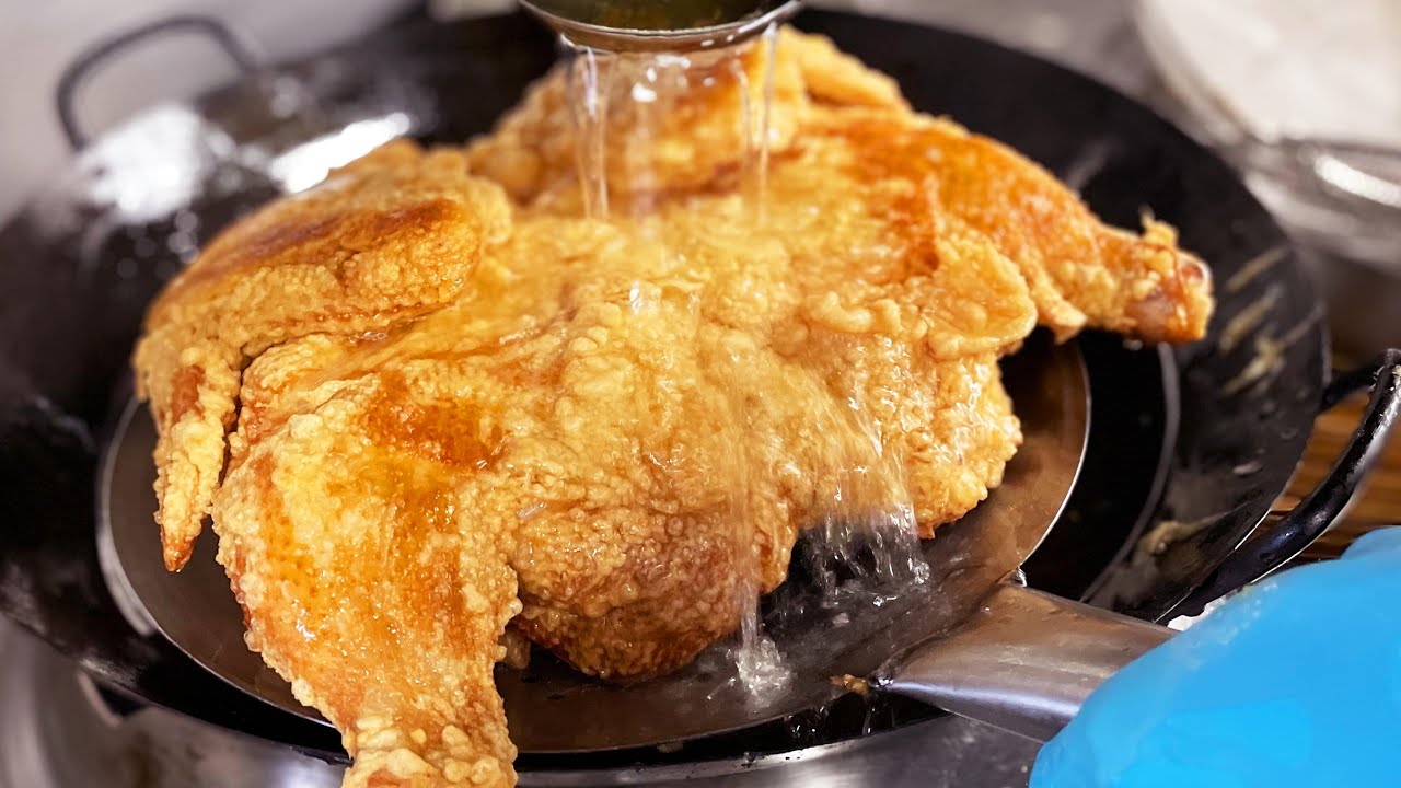 ２.７kgの若鶏丸ごと唐揚げby韓国屋台styleは、やはりだいぶ飯テロだった。