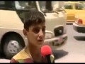 طفل عراقي يبكي ويجرح الاحساس 