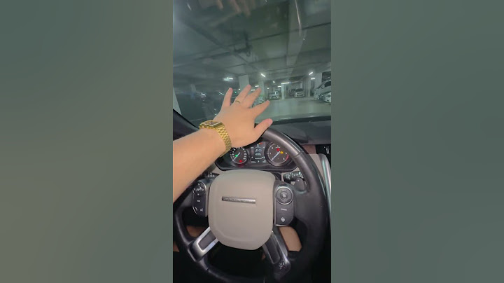 Старый , битый , прокуренный , но все ещё роскошный . Land Rover DISCOVERY