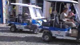 Novos carros elétricos ampliam policiamento do Centro Histórico