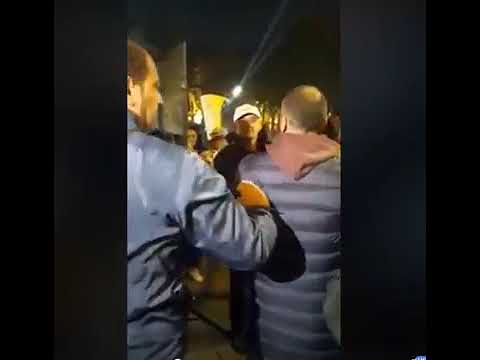 „შე ნაბოზ ***ო!“ - მამუკა ხაზარაძეს აქციაზე ხელი დაარტყეს (ვიდეო)