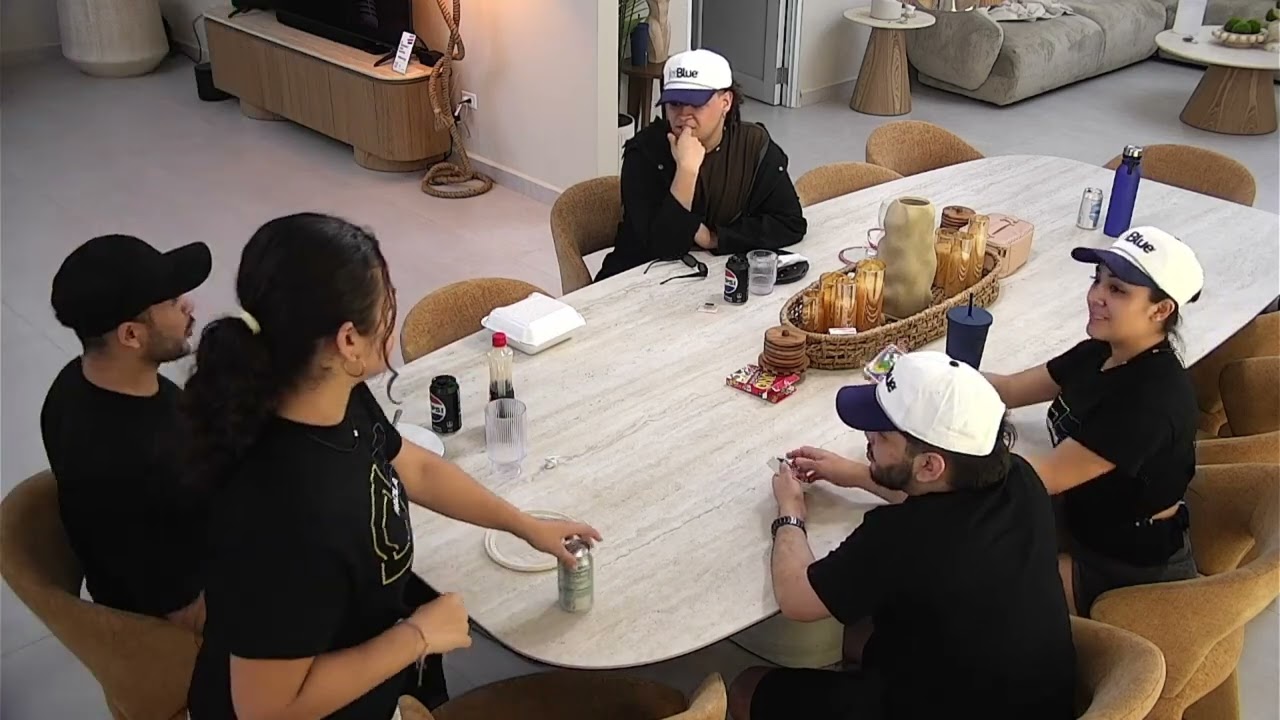 👀💭 Alexis pone sobre la mesa algo que no le está gustando dentro de La Casa.