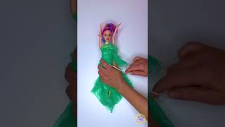 👗 Cómo hacer un vestido deslumbrante para muñecas a partir de una bolsa de plástico 🌟