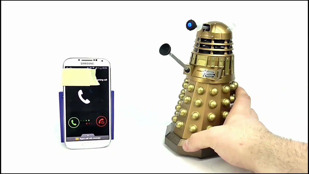 DOCTOR WHO Assault Dalek Bluetooth Speaker Review (Votesaxon07