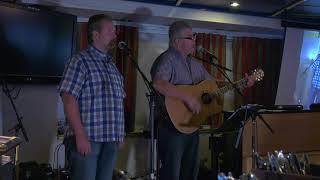 (2356) Roland og Niclas: Der vandrer en i Judeas land (Tekst: Aril Edvardsen)