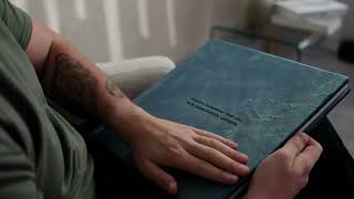Robin Egg Blue Velvet Wedding Album | WeddingAlbums.ie screenshot 2
