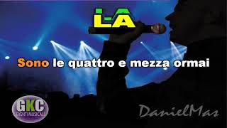 Video thumbnail of "Acqua azzurra - Battisti instrumental con accordi e cori"