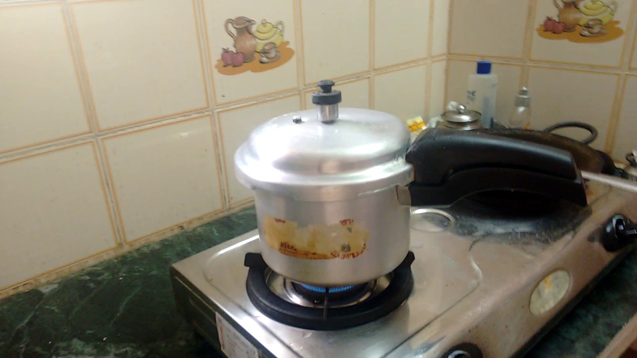 Cook Rice Using Pressure Cooker Youtube