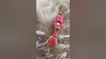 Flower macrame keychain with bead #easymacrame #macrametutorial #macrame #macramekeychain #diy