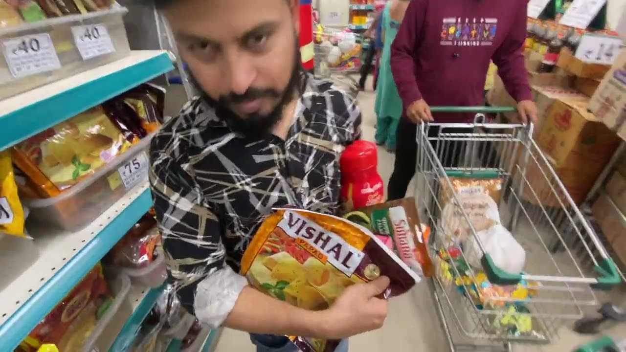 D-Mart JANA HAI SAMAAN LANA HAI 🤣 // AAJ TOH MAZAI HE AGAI 🥰