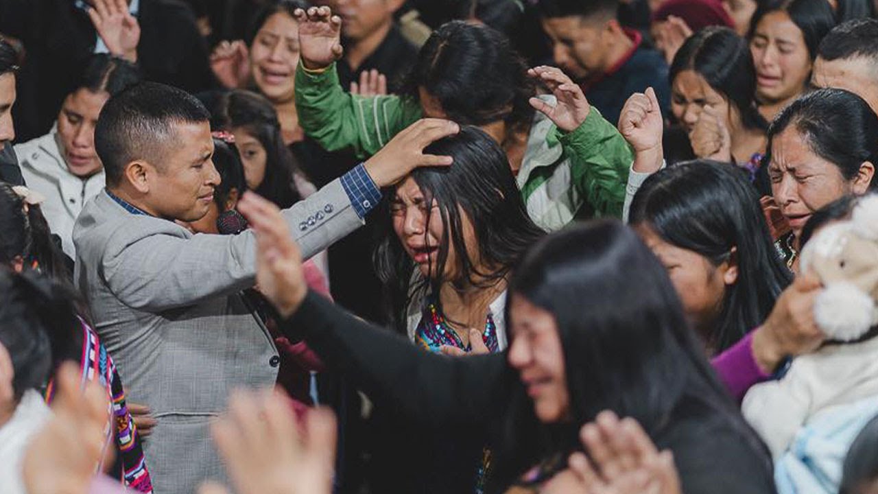 Siempre has estado conmigo 📀🌐 Maynor Morales y el ministerio Emanuel