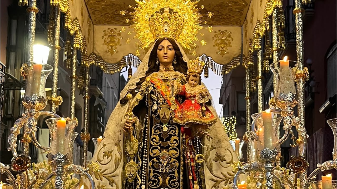🎶Esperanza de Triana Coronada🎶 Procesión Virgen del Carmen | Rute 2025 | En lo alto de la Plaza 