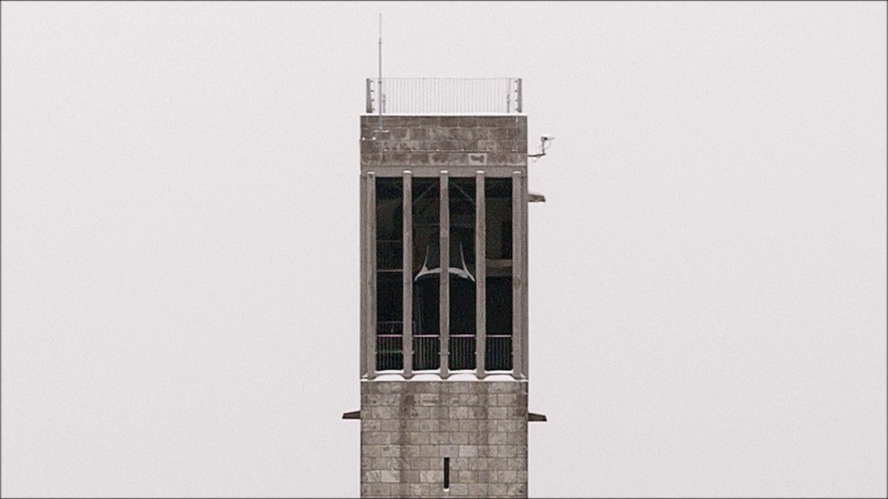 Berlin-Charlottenburg Glockenturm am Olympiastadion neue Olympiaglocke fis° (Turmaufnahme)