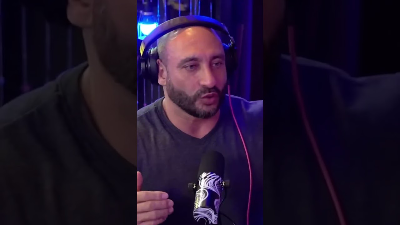 ADMIRÁVEL MUNDO NOVO É UMA UTOPIA OU DISTOPIA?