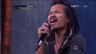 Video thumbnail of "Ipang Lazuardi - Kamu ( live at Sarah Sechan )"