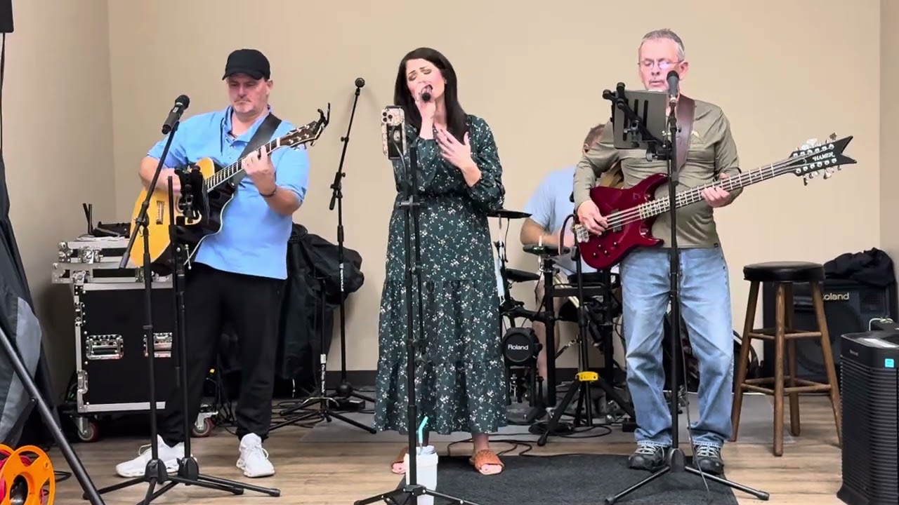 Hold On To Me - Lauren Daigle Cover