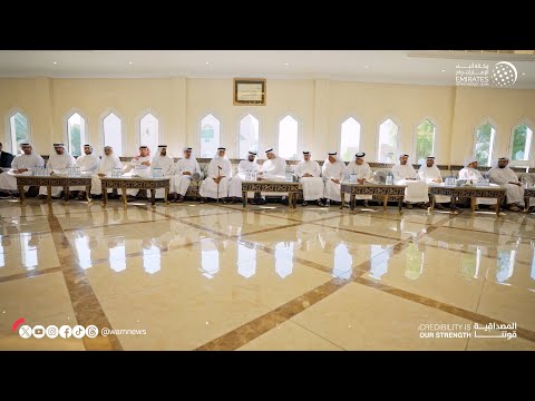ذياب بن محمد يقدم واجب العزاء بوفاة والدة الشهيد أحمد الشيبة النعيمي في عجمان