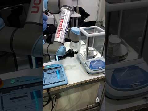 braccio robotico della
