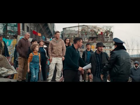 отрывок из фильма Мажор в Сочи: Игорь подписал договор не зная о чём именно договор😮😯😮😯😮😯